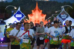 BIB: 407, 319, 464, 2004
                            <button type="button" onclick="openModal(22466434)" class="btn btn-primary btn-sm float-right btn-popup" data-toggle="modal" data-target=".modal-high-quality">
                        <i class="fas fa-shopping-cart"></i> Add to Cart
                    </button>
                                            <button type="button" onclick="isThisMe(22466434, true)" class="btn btn-success btn-sm float-right btn-popup btn-isme hidden" data-toggle="tooltip" data-placement="bottom" title="นี่คือรูปของคุณใช่ไหม คลิกที่นี่เพื่อเอาเข้าอัลบั้ม">
                        <i class="fas fa-plus"></i> Add to album
                    </button>
                    <button type="button" onclick="isThisMe(22466434, false)" class="btn btn-warning btn-sm float-right btn-popup btn-isnotme hidden">
                        <i class="fas fa-ban"></i> Remove from album
                    </button>